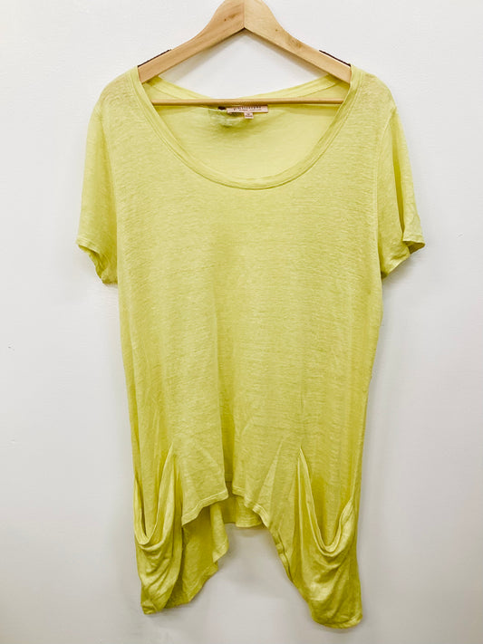 Top Short Sleeve By Philosophy  Size: 1x